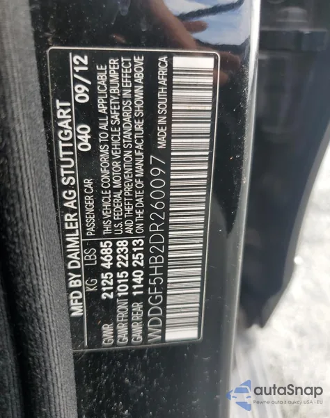 2013 Mercedes-Benz C 350 из США, поврежденный, VIN WDDGF5HB2DR260097